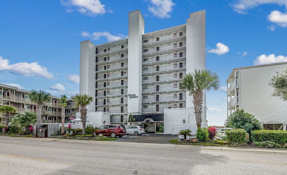 Resort Ocean Towers Beach Club